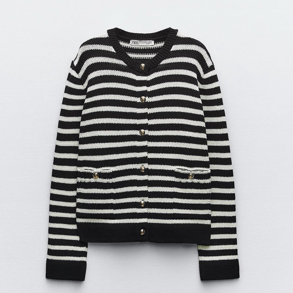 Zara KNIT CARDIGAN WITH GOLDEN BUTTONS